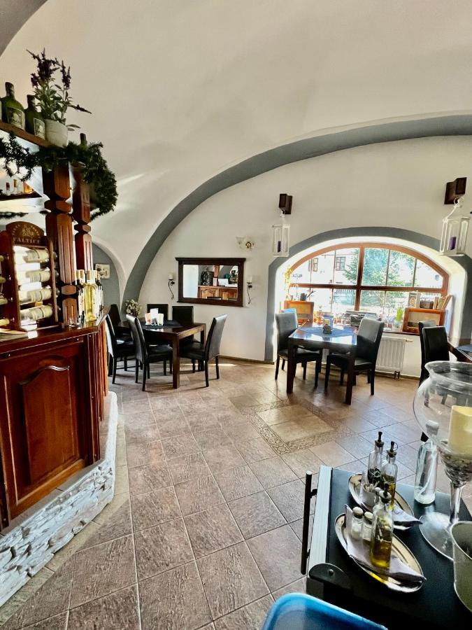 Hotel Jiricna Sušice エクステリア 写真