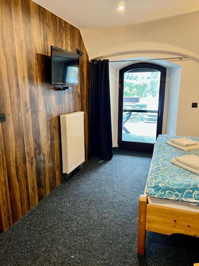 Hotel Jiricna Sušice エクステリア 写真